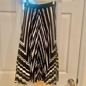 H&M Pleated Skirt